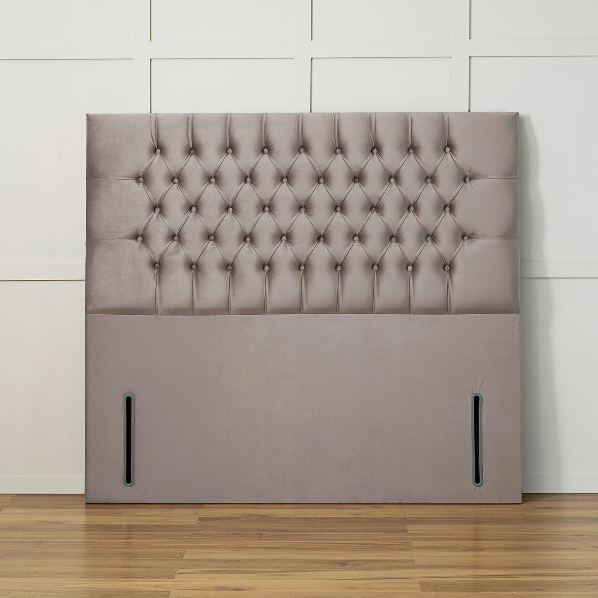 Luxury Chesterfield Traditional Upholstered Headboard
