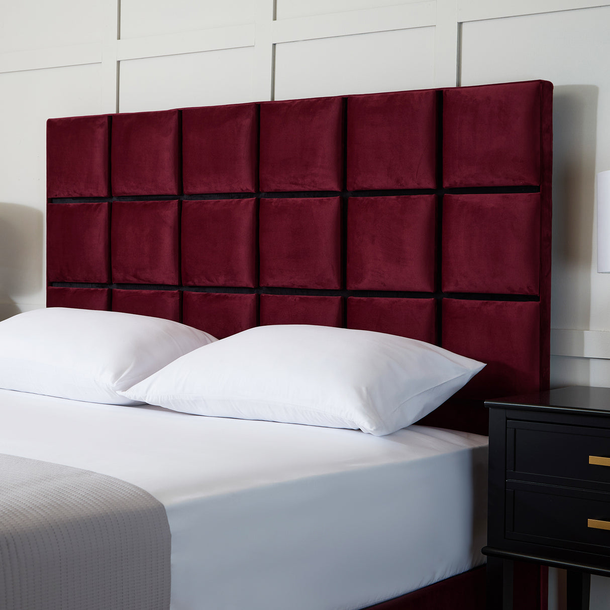 Quadrado Modern Ottoman Bed Frame